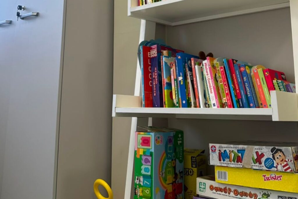 O que faz um psicólogo infantil? Entenda como esse profissional ajuda no desenvolvimento emocional das crianças